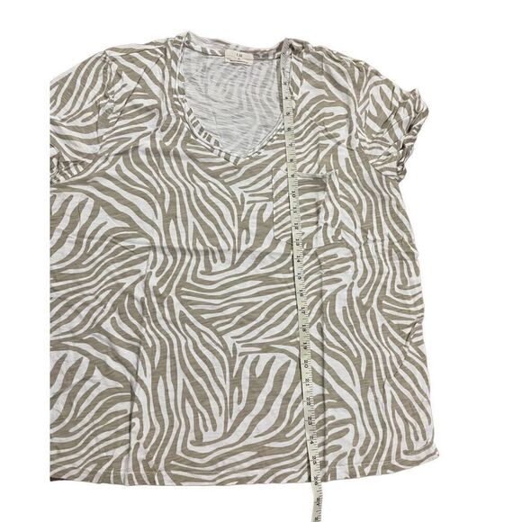 Anthropologie T.La Zebra Print Pocket V-Neck Short Sleeve Tee Shirt NWT XL - Picture 5 of 6